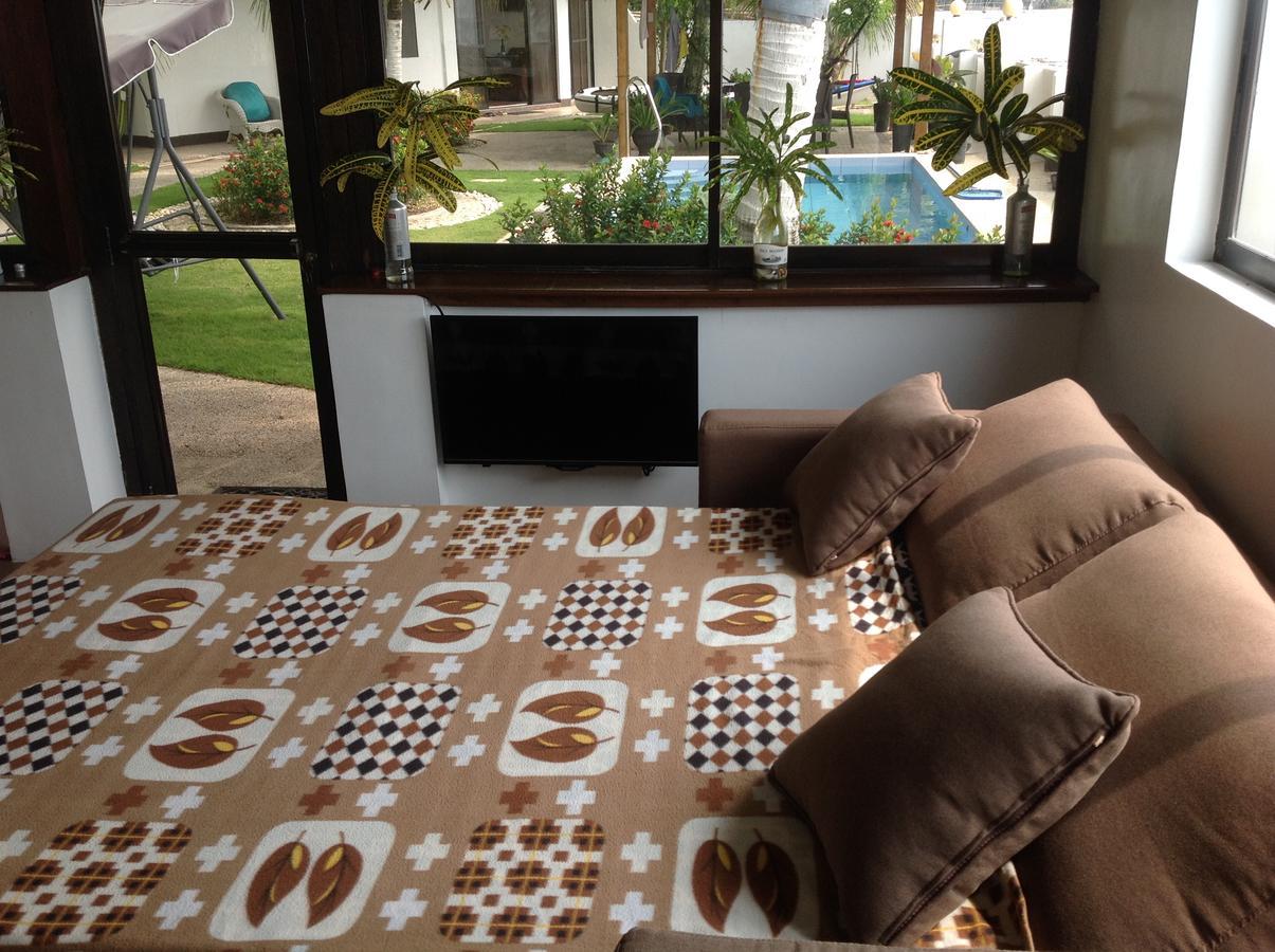 Bamboo Beachhouse Dormitory Garcia Hernandez Εξωτερικό φωτογραφία
